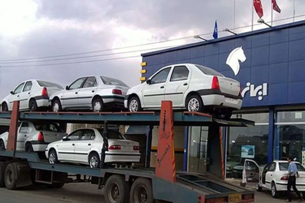 باید منتظر عرضه محصولات ایران خودرو در بورس باشیم؟ 1 ایران خودرو در بورس