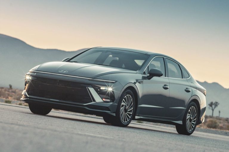 خودروهای پرفورمنس ۲۰۲۵ که ارزش خرید بالایی دارند