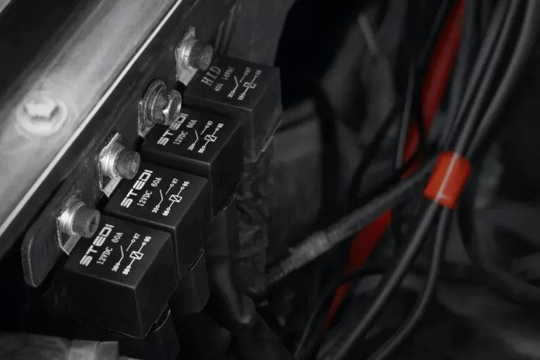 همهچیز درباره خرابی رله دوبل در خودرو