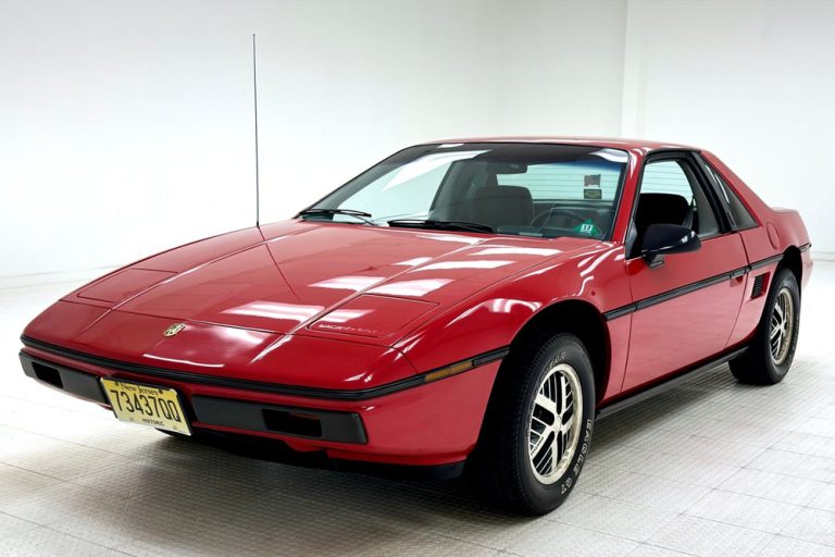 معرفی سوپرکارهای مبتنی بر پونتیاک فیرو قهرمان موتوروسط آمریکایی