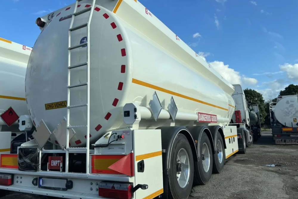 کیت ADR در کامیونها و کشندهها چیست؟ 3 کیت ADR