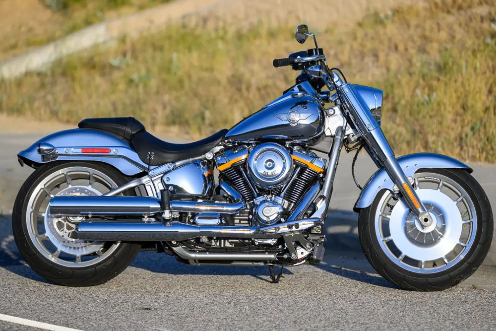 سوزوکی بولوارد M109R جانشین اقتصادی فت بوی هارلی دیویدسون 2 سوزوکی بولوارد M109R