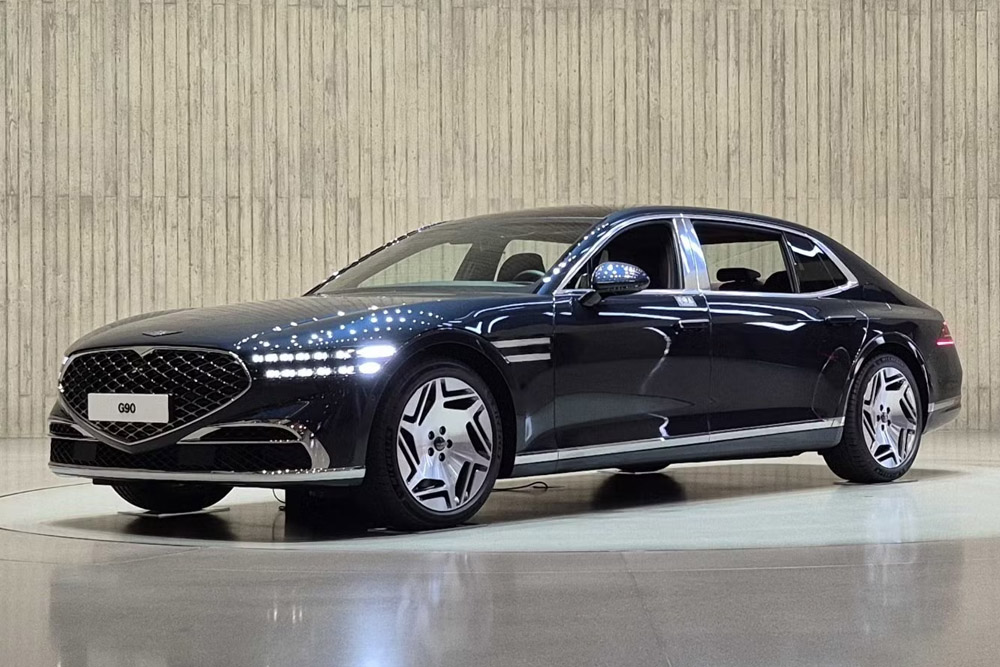 بهترین خودروهای سوپرشارژ ۲۰۲۵ با پرفورمنس بینظیر 6 بهترین خودروهای سوپرشارژ ۲۰۲۵