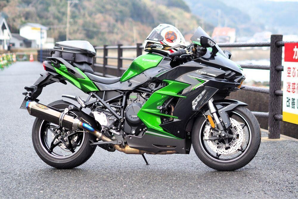 بهترین موتورسیکلت های اسپرت با کارایی روزمره در سال ۲۰۲۵ 3 موتورسیکلت های اسپرت با کارایی روزمره