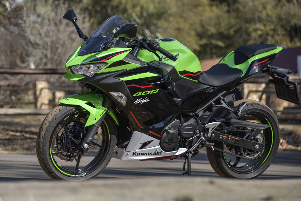 بهترین موتورسیکلت های اسپرت با کارایی روزمره در سال ۲۰۲۵ 2 موتورسیکلت های اسپرت با کارایی روزمره