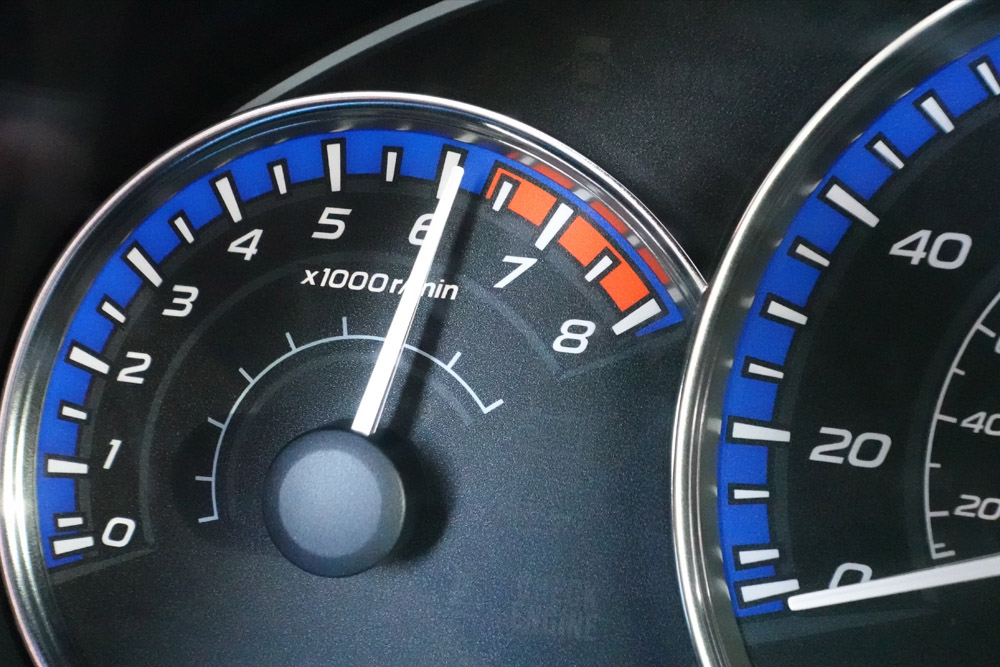 منظور از دور موتور چیست و باید روی چه عددی باشد؟ 2 دور موتور