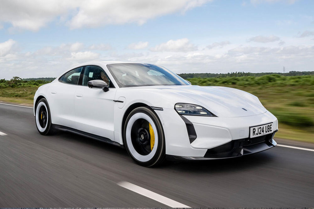 بهترین خودروهای زیر ۲۰۰ هزار دلار در سال ۲۰۲۵ 4 خودروهای زیر ۲۰۰ هزار دلار