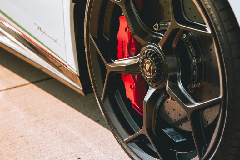 کالیپر ترمز چیست و چه نقشی در خودرو دارد؟