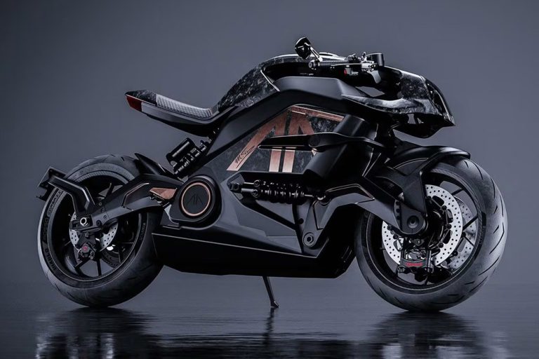 معرفی موتورسیکلت های برقی با برد طولانی در سال ۲۰۲۵