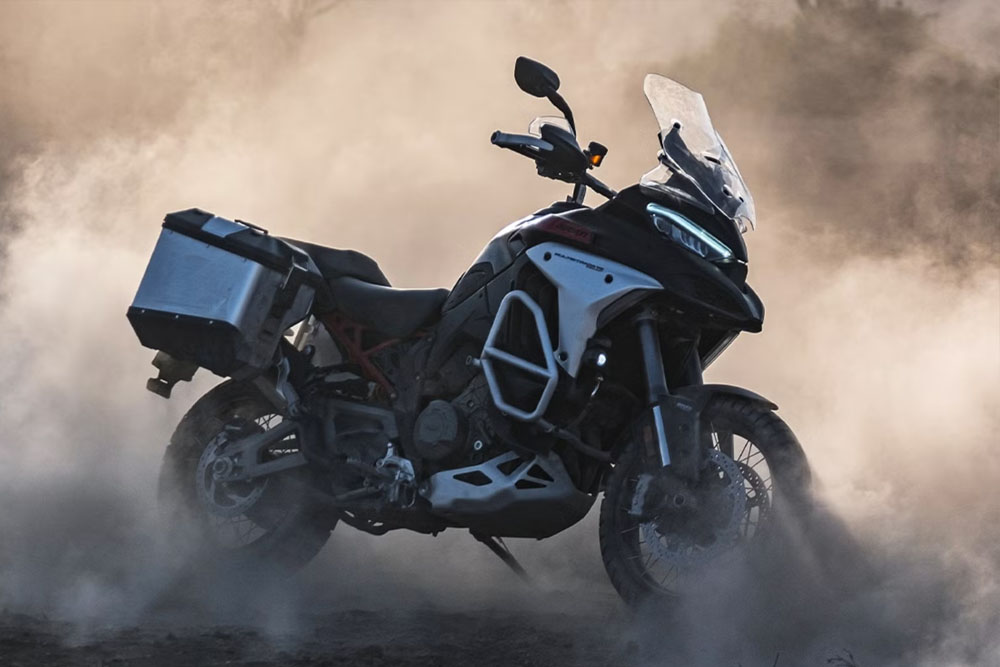 بهترین موتورسیکلت های ادونچر ۲۰۲۵