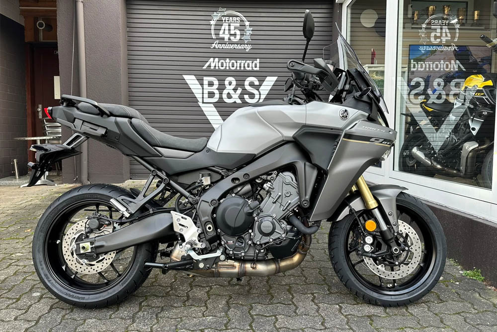 معرفی بهترین موتورسیکلت های تورینگ شهری ۲۰۲۵ 5 موتورسیکلت های تورینگ شهری ۲۰۲۵