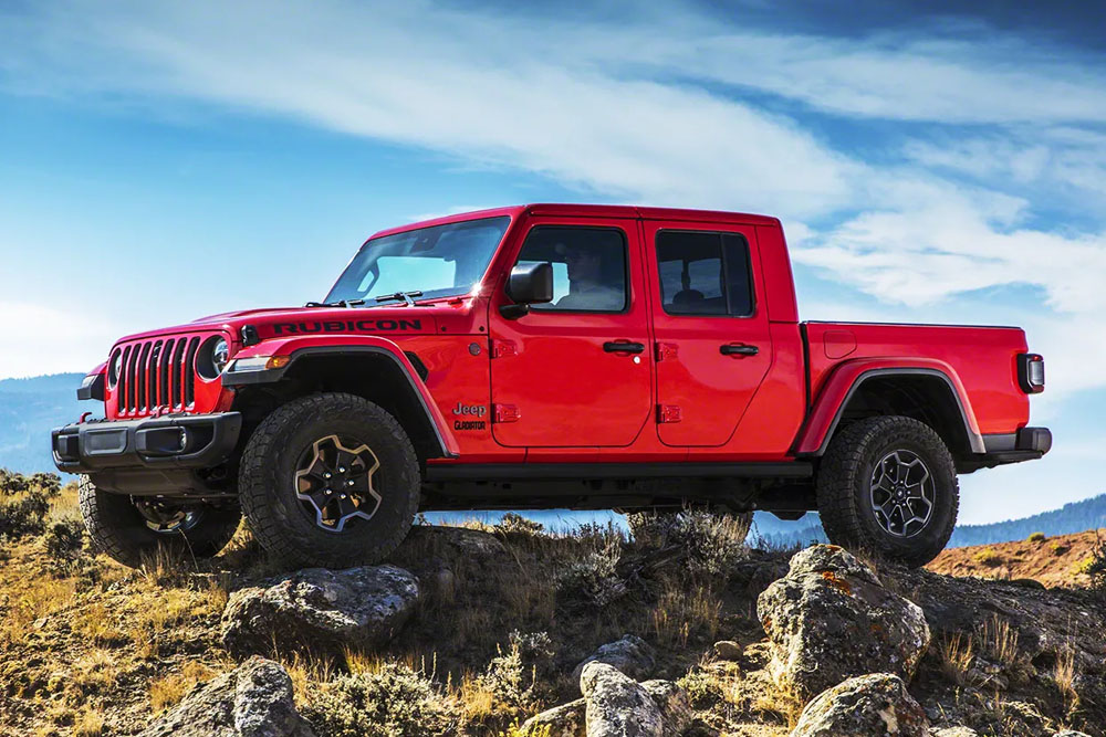 خودروهای آمریکایی با هزینه نگهداری بالا که جیب خریداران را خالی میکنند 5 خودروهای آمریکایی با هزینه نگهداری بالا