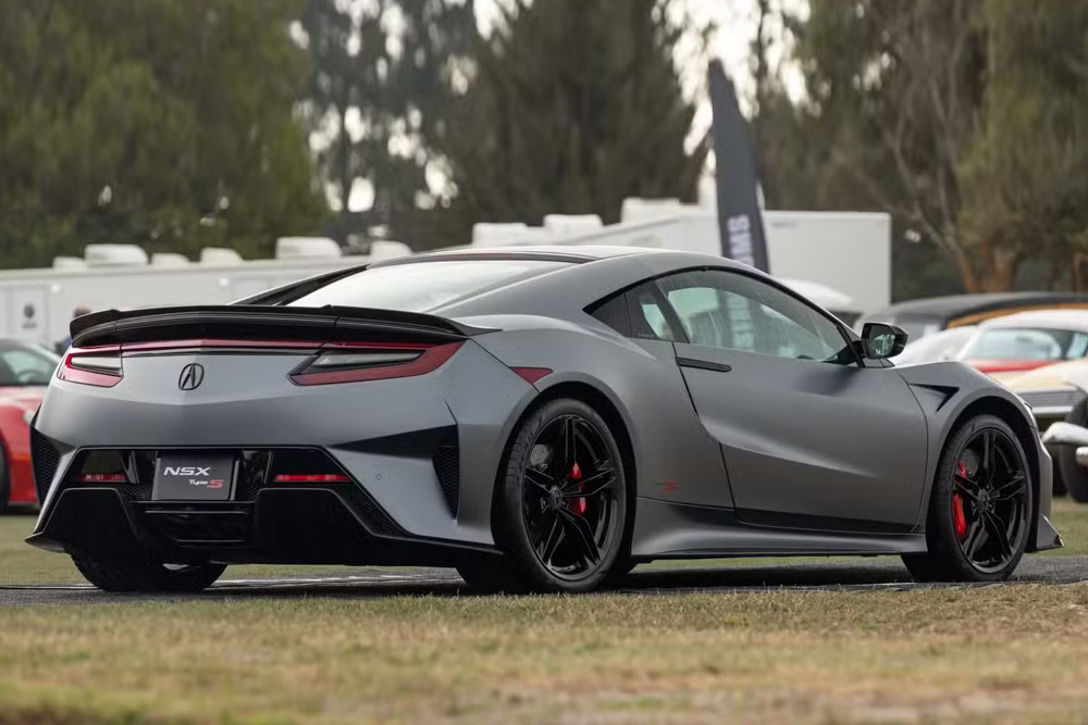 خودروهای ژاپنی بهتر از کوروت C8