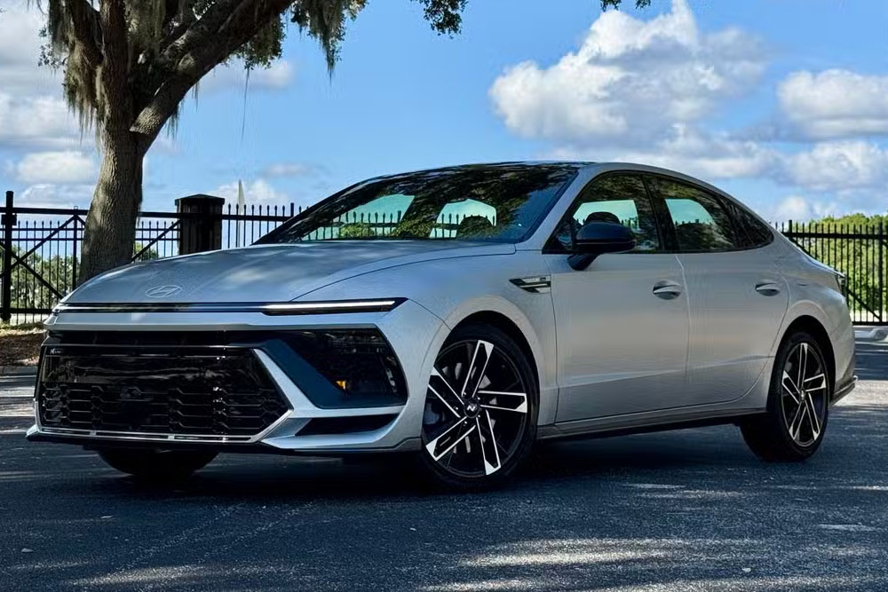 آشنایی با قاتلان نامرئی جاده؛ بهترین اسلیپرهای ۲۰۲۵ 1 بهترین اسلیپرهای ۲۰۲۵