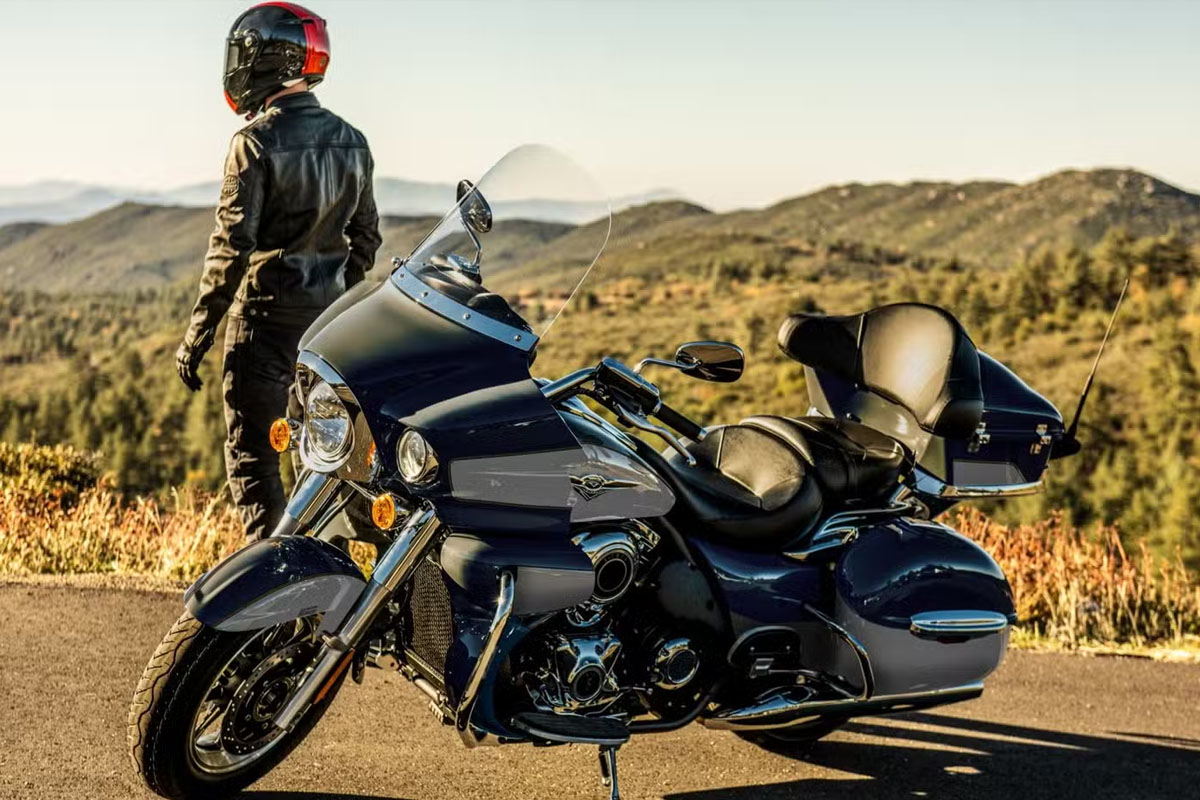 کاوازاکی ولکان ۱۷۰۰ وویجر ؛ رقیب ارزانقیمت هوندا گلدوینگ 1 کاوازاکی ولکان ۱۷۰۰ وویجر