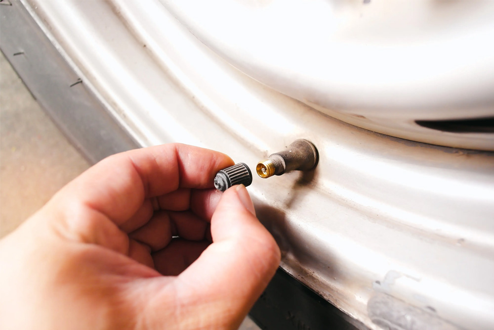 والف لاستیک