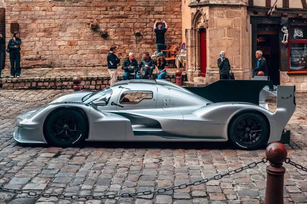 رقبای ماستنگ GTD در پیست نوربرگرینگ کدامند؟ 6 رقبای ماستنگ GTD