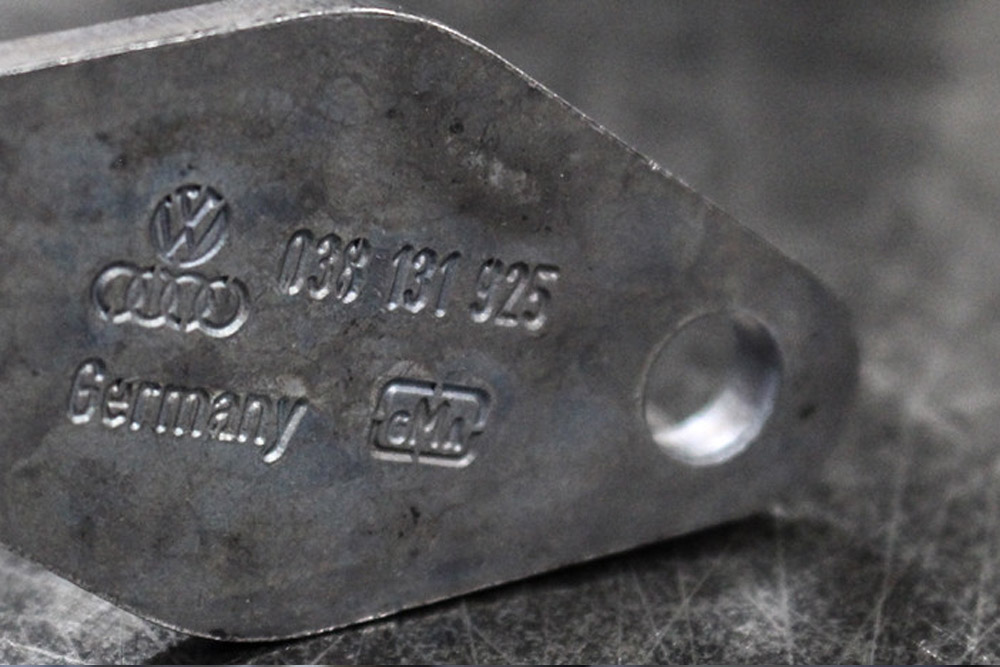 کد فنی قطعه خودرو کلید شناسایی دقیق در صنعت خودرو 1 کد فنی قطعه خودرو