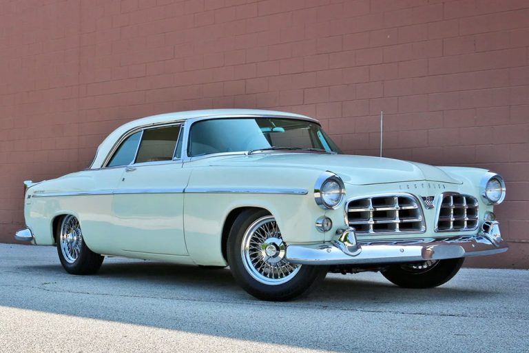 شروع جنگ اسب بخار در خودروهای عضلانی توسط کرایسلر ۳۰۰