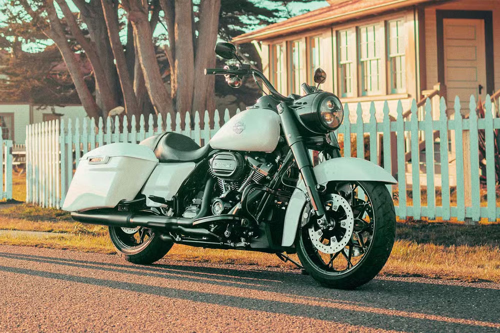 مدل فراموششده هارلی دیویدسون که هنوز روی خط تولید قرار دارد 3 رود کینگ