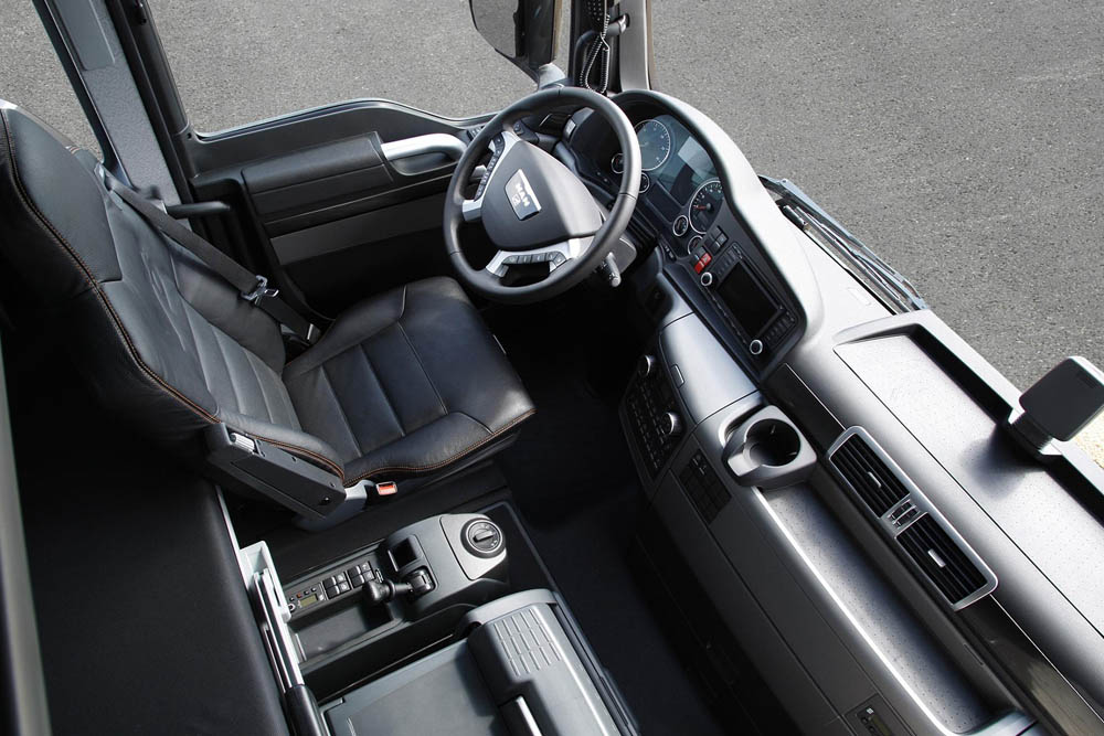 نگهداری و سرویس دوره ای کشنده ها؛ سرمایهگذاری هوشمند برای ایمنی، سودآوری و عمر طولانی 4 سرویس دوره ای کشنده